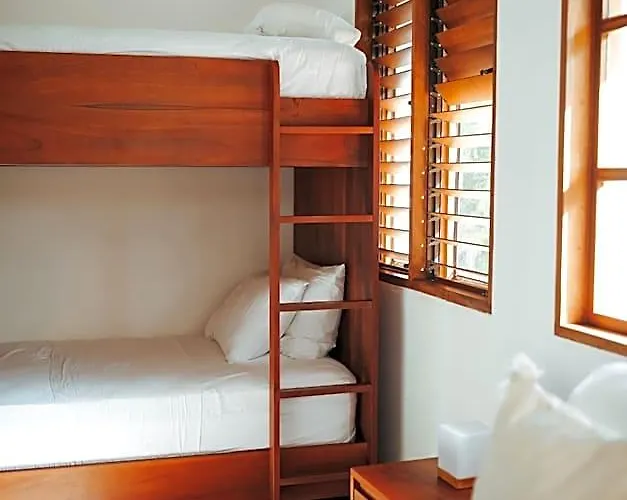 Hotel Salvatierra Beachfront