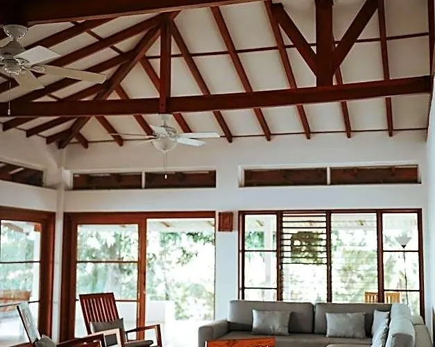 Salvatierra Beachfront