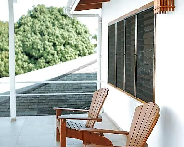 Hotel Salvatierra Beachfront